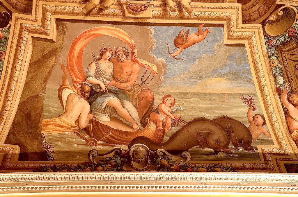 Ostello Palazzo Pierantoni Foligno Eksteriør billede
