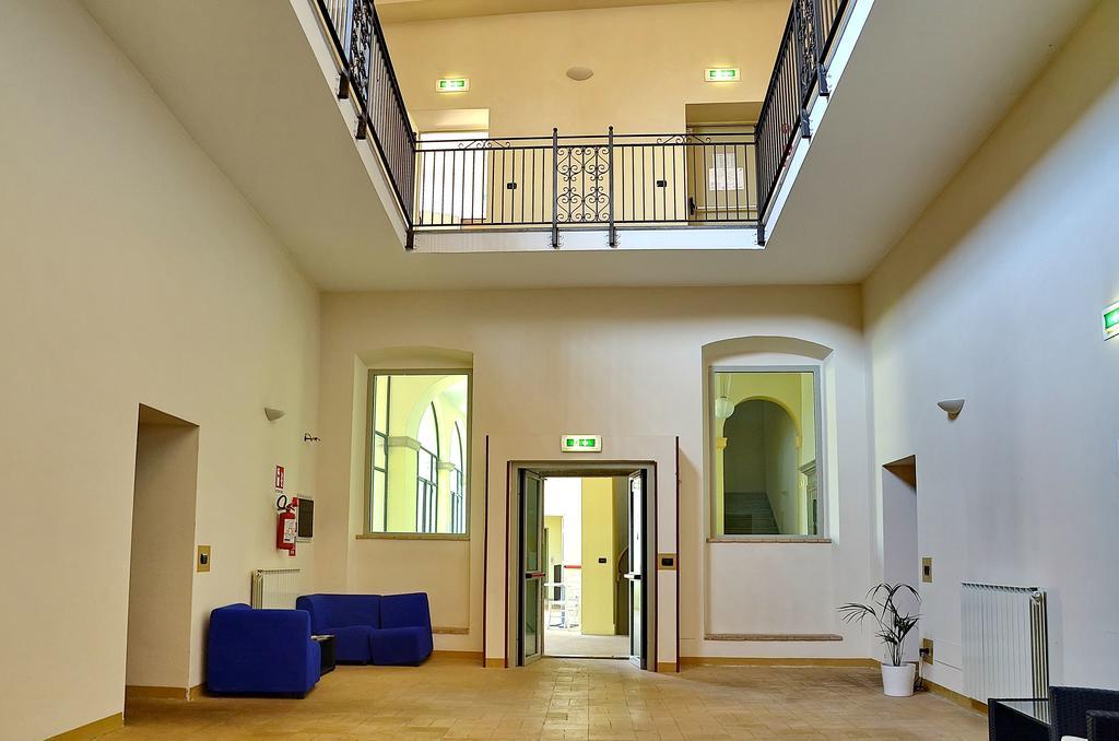 Ostello Palazzo Pierantoni Foligno Eksteriør billede