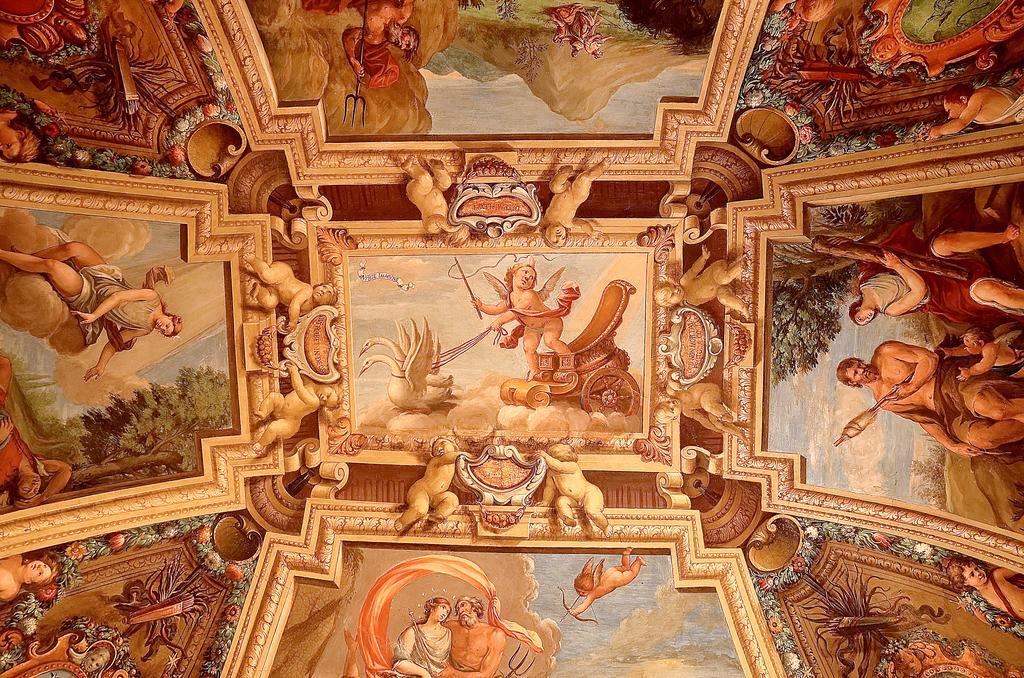 Ostello Palazzo Pierantoni Foligno Eksteriør billede