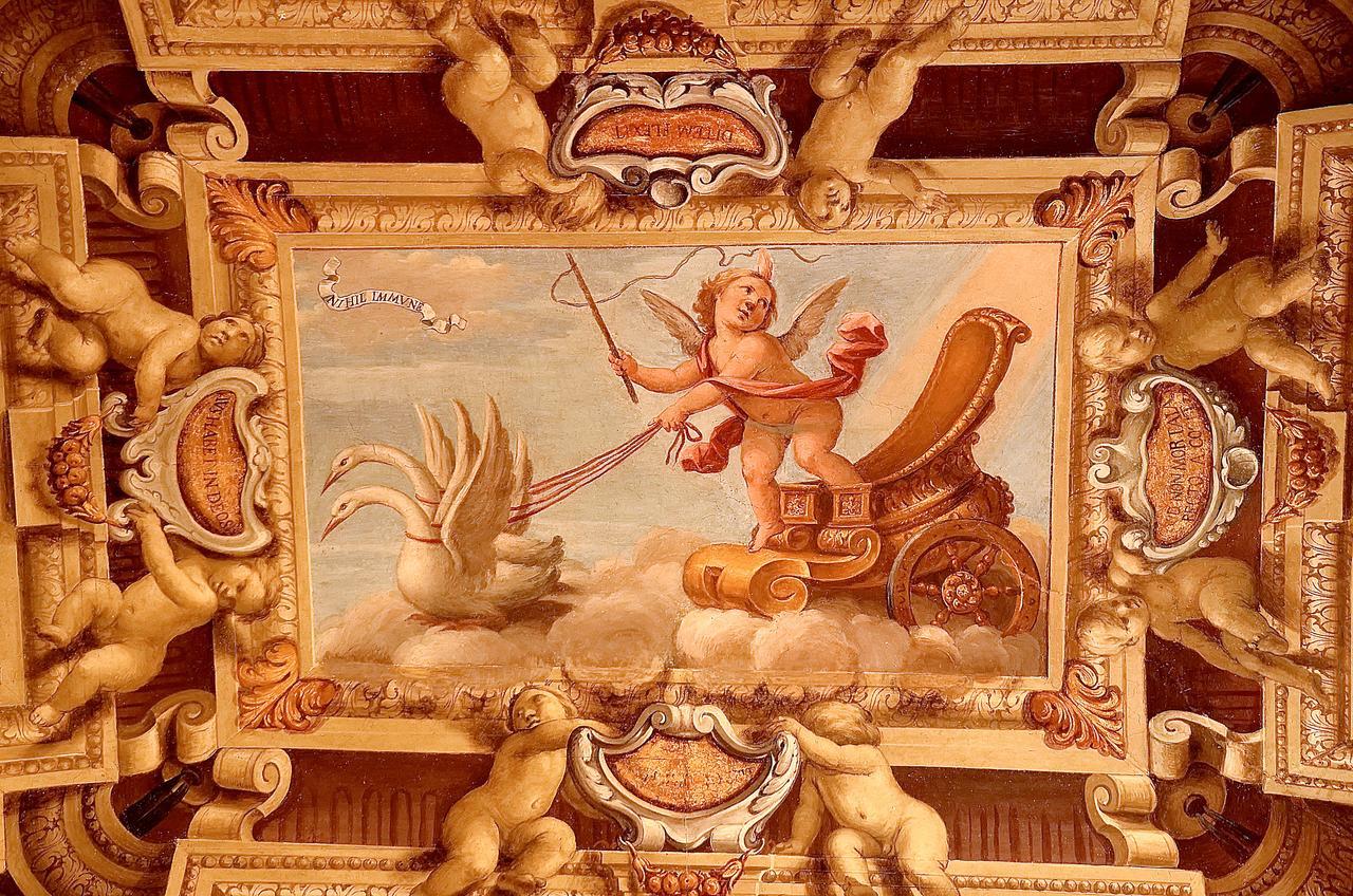 Ostello Palazzo Pierantoni Foligno Eksteriør billede