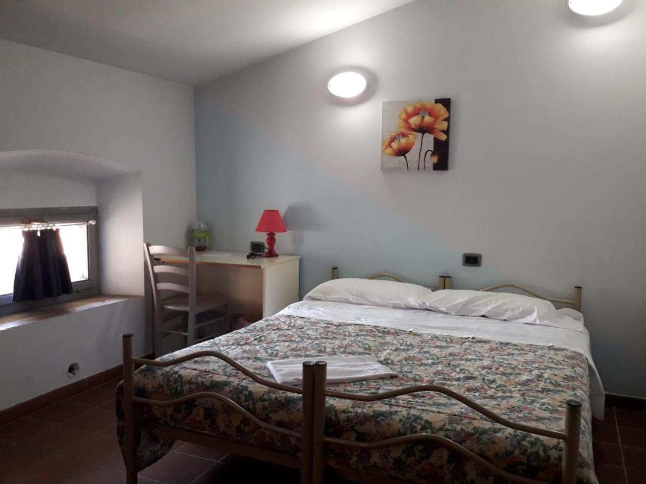 Ostello Palazzo Pierantoni Foligno Eksteriør billede