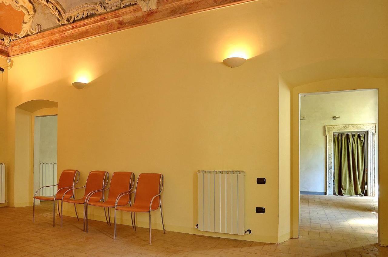 Ostello Palazzo Pierantoni Foligno Eksteriør billede