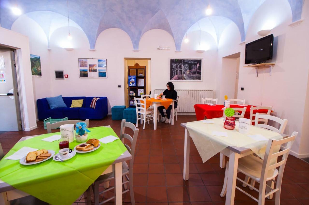 Ostello Palazzo Pierantoni Foligno Eksteriør billede