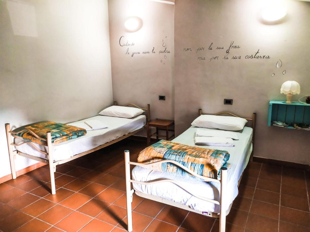 Ostello Palazzo Pierantoni Foligno Eksteriør billede