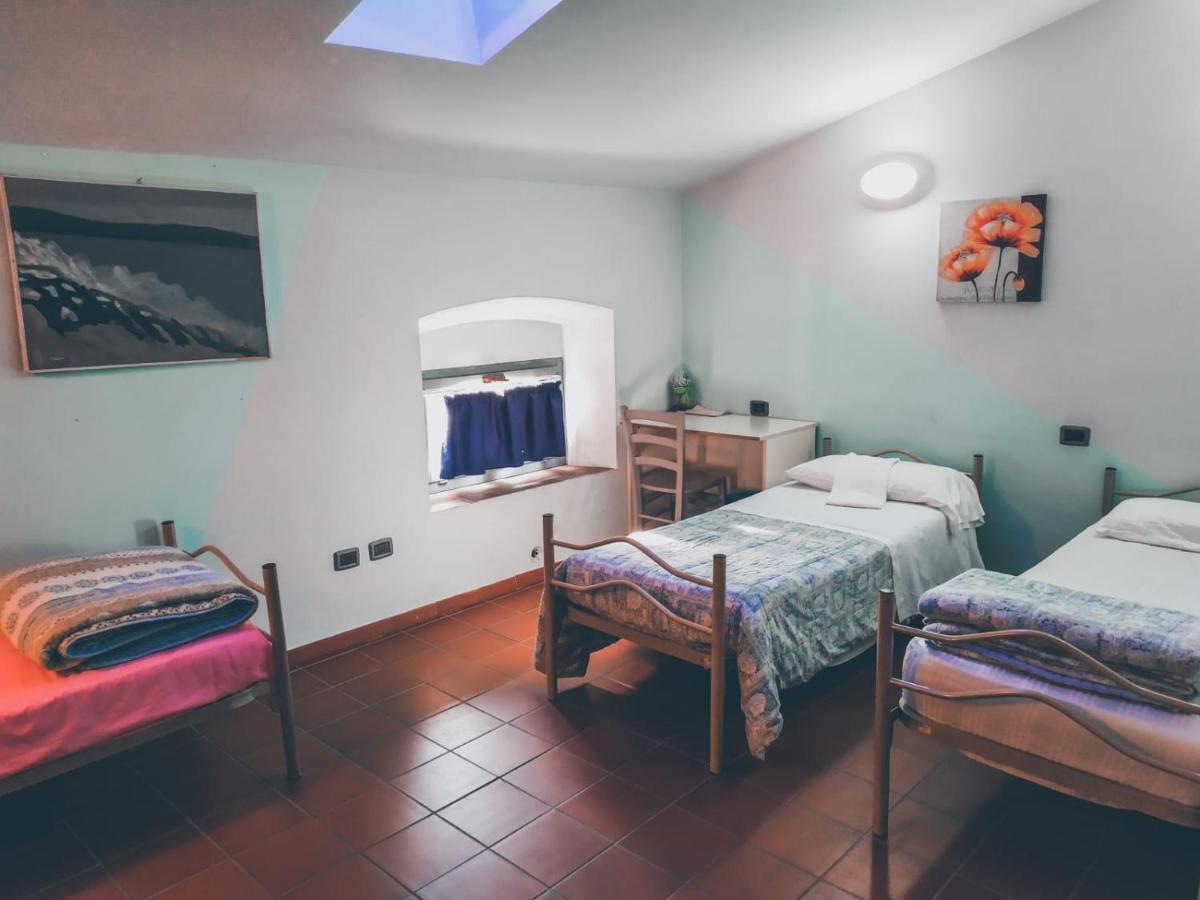 Ostello Palazzo Pierantoni Foligno Eksteriør billede